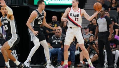 开云-马刺继续拉开与湖人差距 附加赛前景已是康庄大道