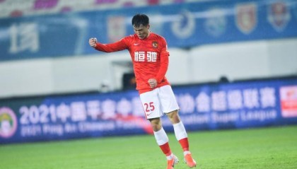 开云官网-【中超】郑智“御驾亲征”邓涵文破门 广州队1比0国安