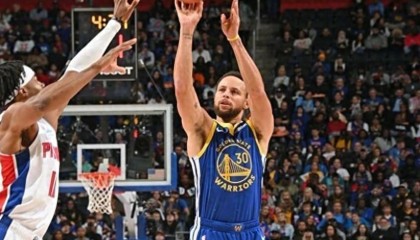 开云体育官网-库里26397分超名宿！冲历史前十要多久？答案太意外