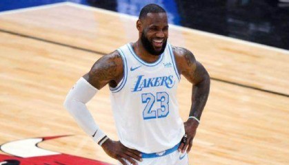 开云体育入口-ESPN专家团投票：詹皇仍是联盟第一人 掘金需补强