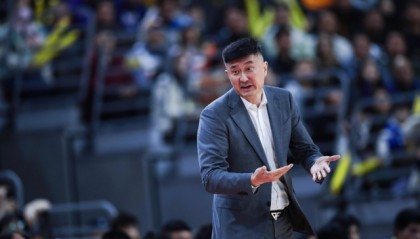 广东宏远16分大败！输给辽宁男篮，崔永熙首秀2分，萨林杰0分