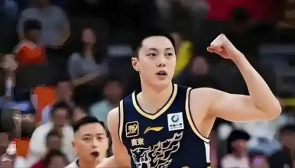 开云-情怀拉满却硬碰硬，曾凡博发力破局，京粤首战北京先声夺人