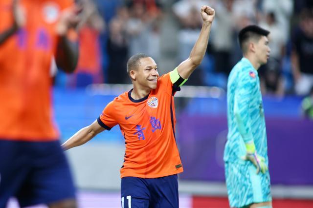 1754836688854089261.jpg 2355736257187153019.jpg